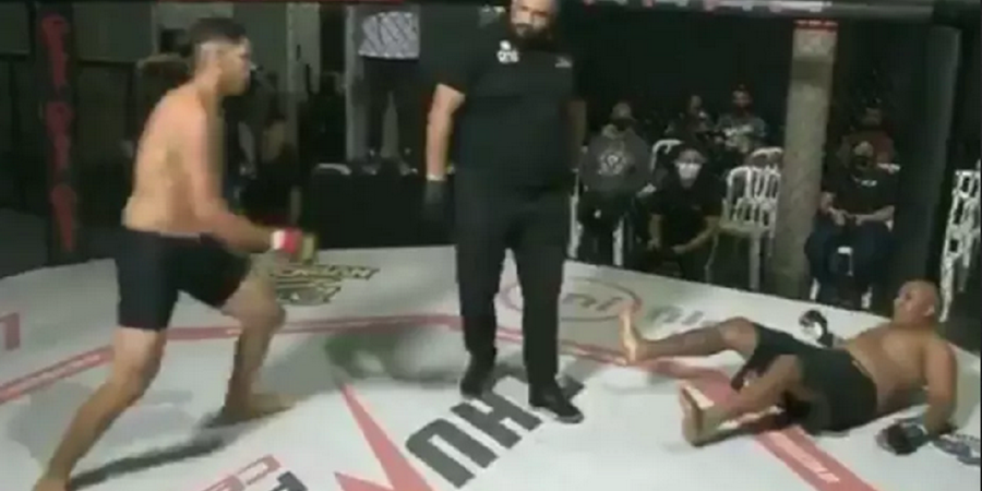 VIDEO - Begini Horornya Jika Wasit Magang Pimpin Duel Tarung MMA