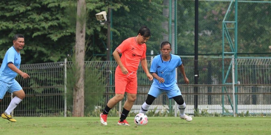 Lagi Bermain Sepak Bola, Mantan Pemain Timnas Indonesia Ricky Yacobi Meninggal Dunia