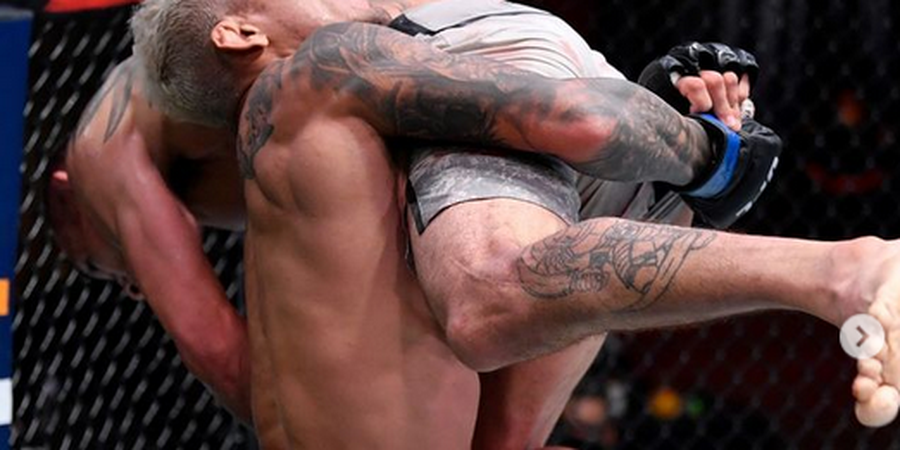 Hasil UFC 256 - Berkali-kali Dikunci Tetap Selamat, Tony Ferguson Akhirnya Kalah