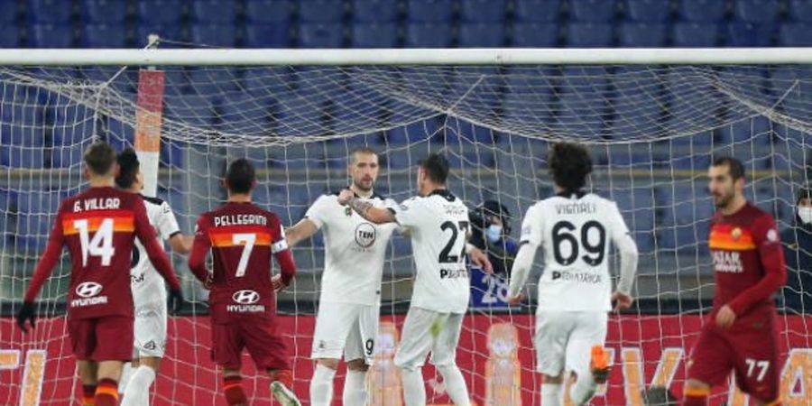 Hasil Coppa Italia - Kebobolan 2 Gol dalam 15 Menit Pertama, 9 Pemain AS Roma Gagal ke Perempat Final