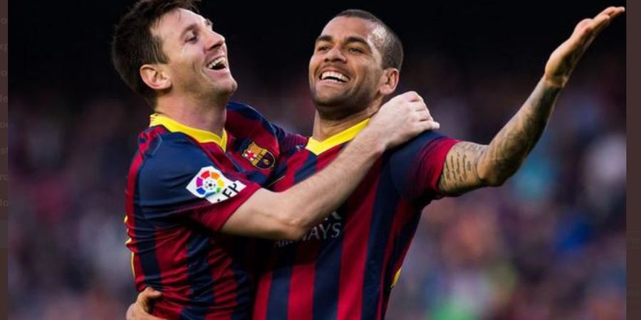 Satu Lagi Legenda Pulang ke Barcelona, Xavi Ingin Jadikan Dani Alves Pelindung Lini Belakang