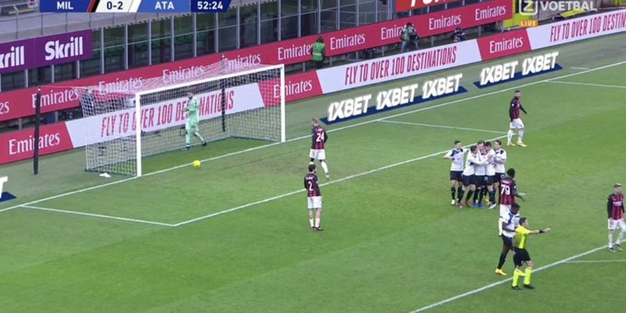 Hasil Liga Italia - Zlatan Ibrahimovic Tutup Muka, AC Milan Hancur Lebur di San Siro