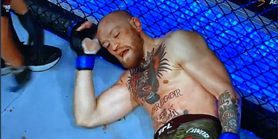 Tumbang di UFC 257, WWE Siap Tampung Conor McGregor