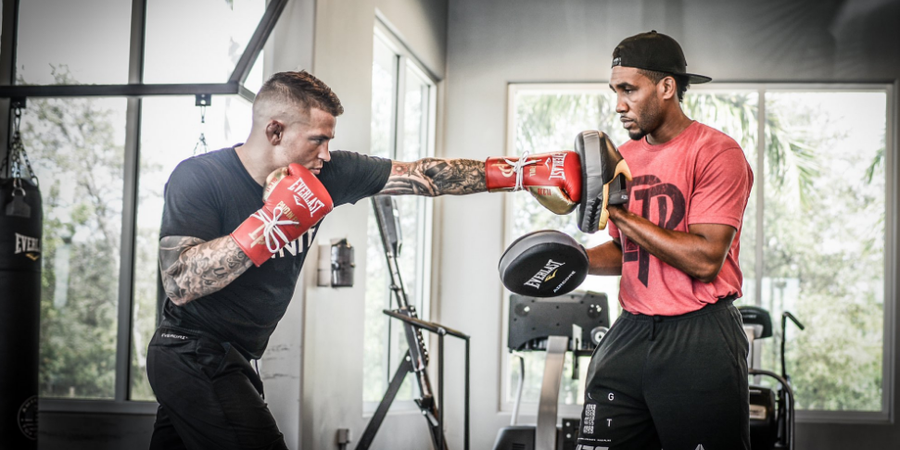 UFC 269 - Dustin Poirier Juara lalu Pensiun, Pelatih: Kami Tak Marah