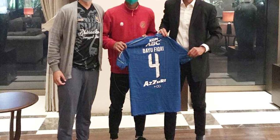 Dapatkan Nomor Punggung 4, Pemain Anyar Persib Maung Bandung Seret Nama Bos Persib