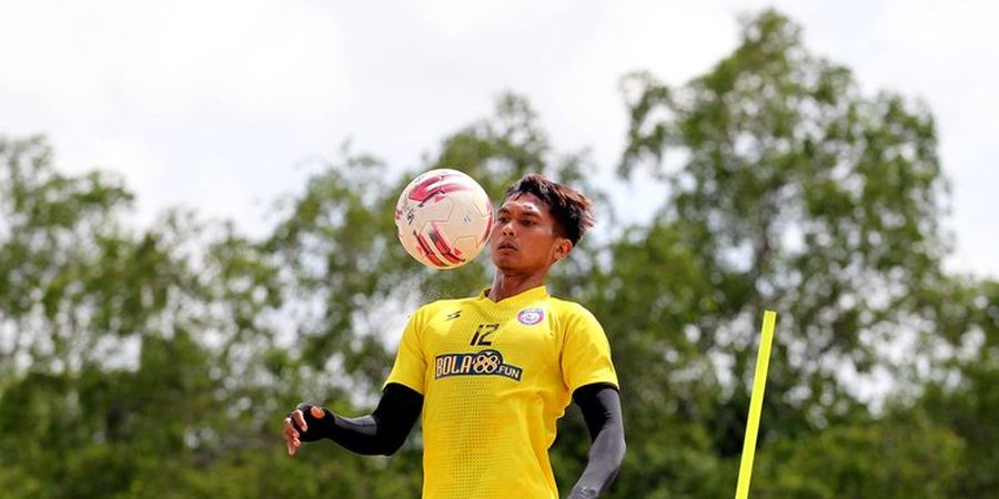 Manajemen Arema FC Sejatinya Ingin Pertahankan Hendro Siswanto