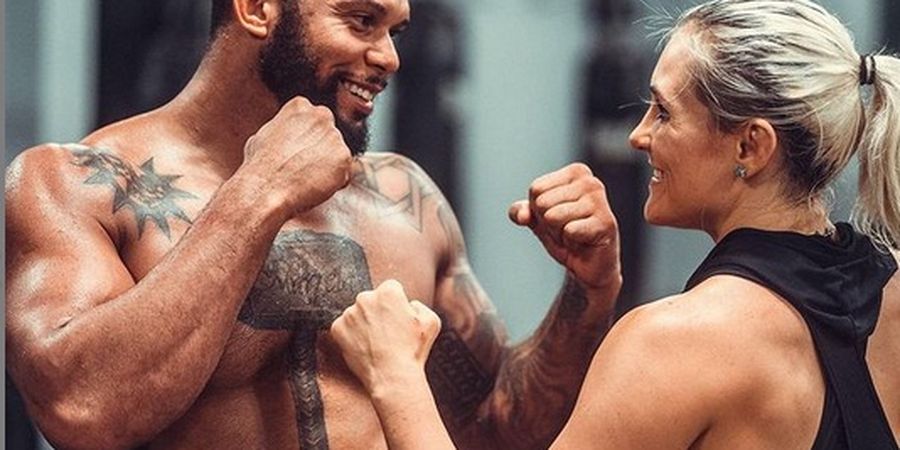 Bak Drama Korea, Jagoan UFC Selamati Calon Istrinya yang Menang Brutal
