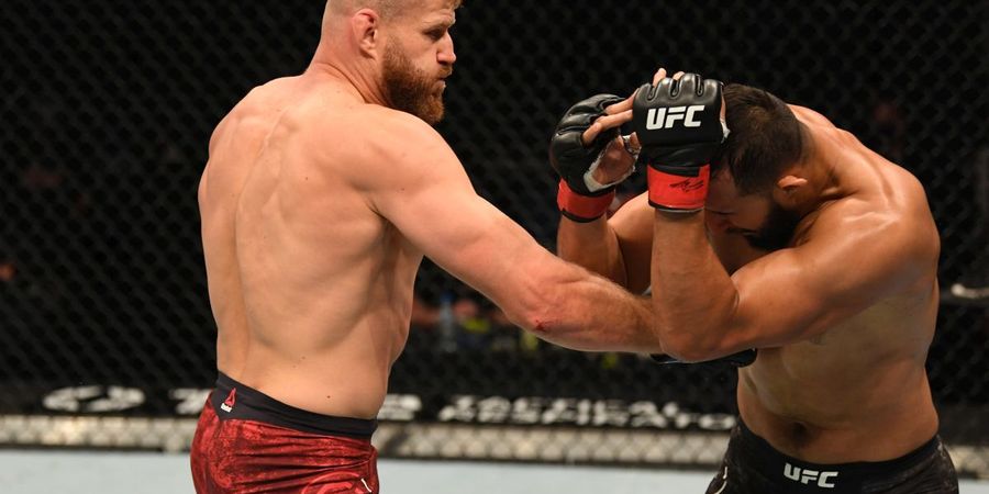 Hasil UFC 259 - 2 Ronde Ditindih Jan Blachowicz, Israel Adesanya Telan Kekalahan Pertama