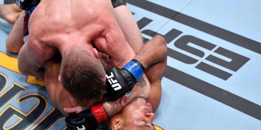 Hasil UFC 259 - Pecundang Raja Kelas Terbang Akhirnya Bisa Menang Beruntun