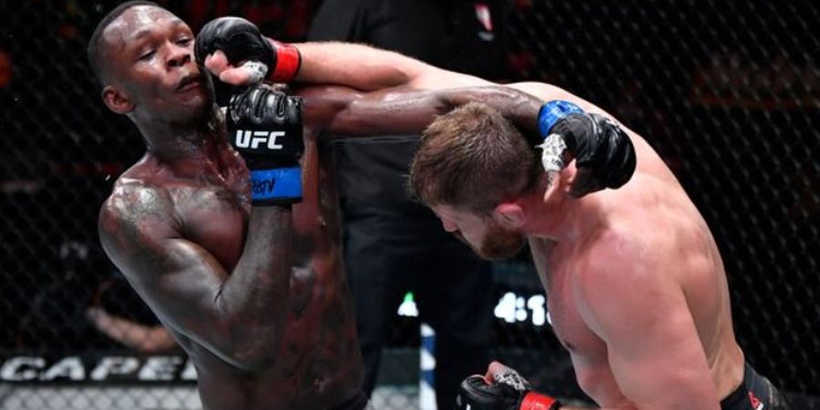 Dipecundangi Secara Telak, Israel Adesanya Malah Mengaku Guncang Jan Blachowicz di UFC 259