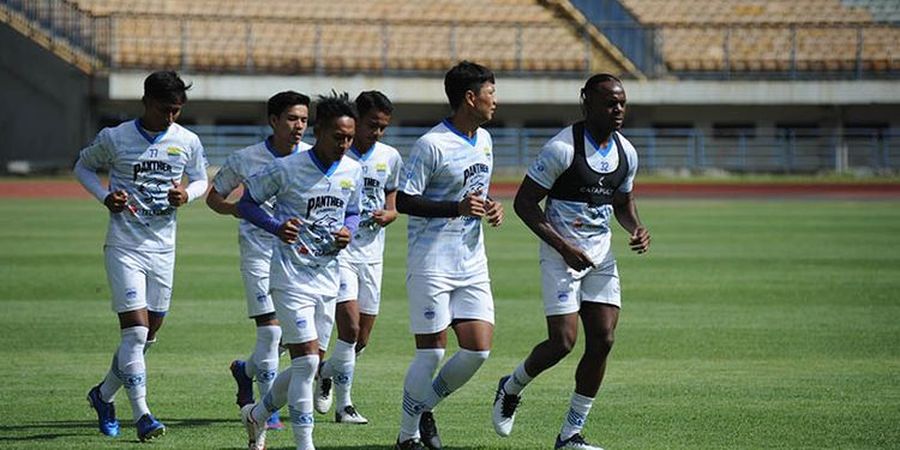 Penundaan Kompetisi Tak Hentikan Semangat Pemain Persib Ini untuk Jaga Kondisi