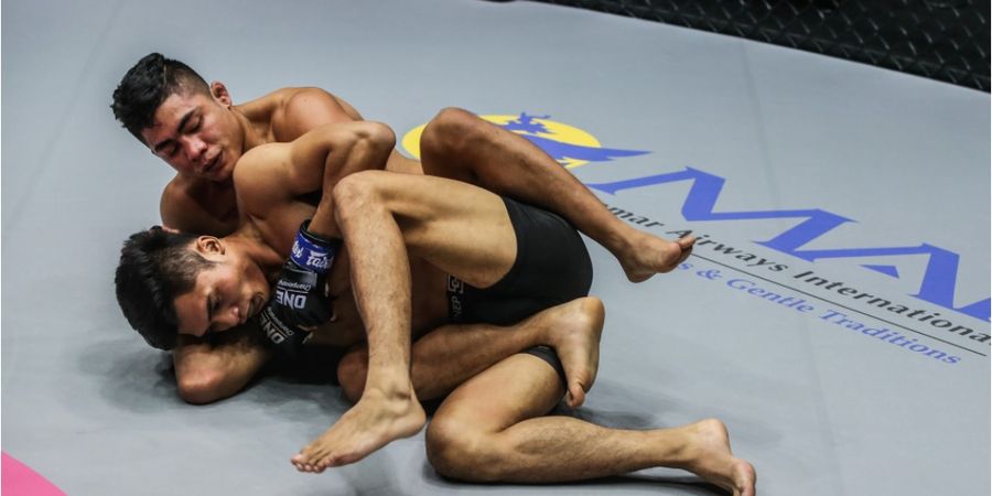 Hasil ONE Championship: Fists of Fury 3 - Jagoan Indonesia Dikunci Cepat di Ronde Pertama