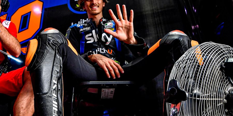 Gagal dalam Balapan Debut MotoGP,  Adik Valentino Rossi Rindu Pizza