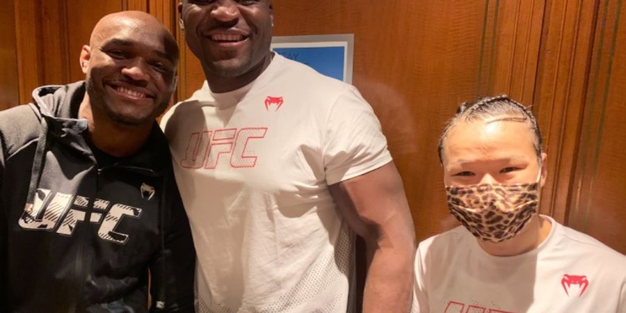 Tumbang Akibat Sepakan, Predator UFC Beri Dukungan untuk Zhang Weili