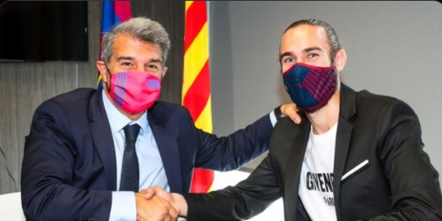 RESMI - Oscar Mingueza Perpanjang Kontrak di Barcelona hingga 2023, Klausul Pelepasannya Senilai Rp1,7 Triliun