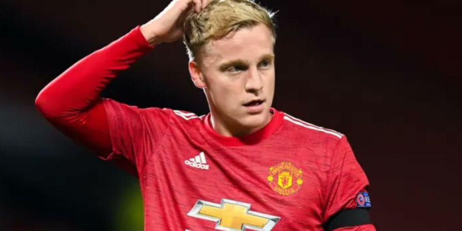 Jadi Pesakitan di Man United, Donny van de Beek Buka Peluang Gabung Barcelona