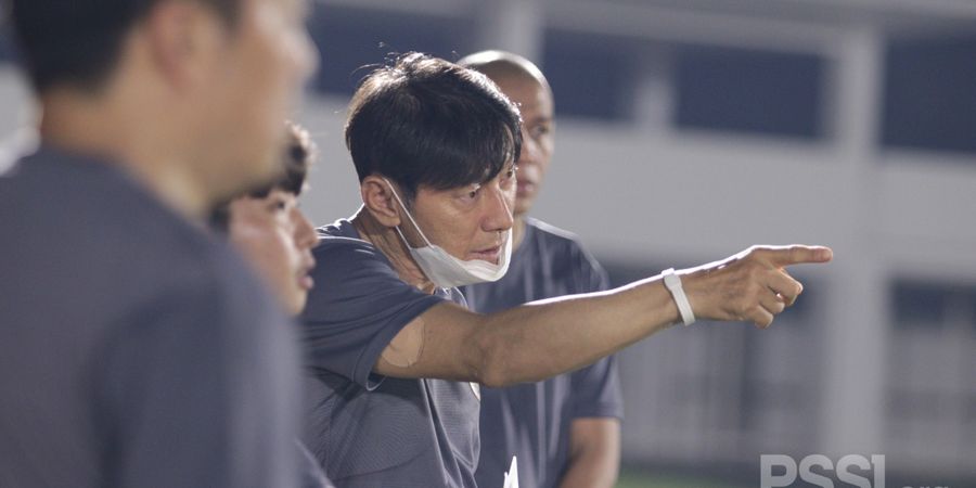Shin Tae-yong Kritik Aksi Pemain Timnas Indonesia yang Lebih Pilih Lewati Lawan Ketimbang Mengoper