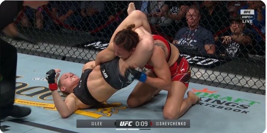 Hasil UFC 262 - Kalah Tragis, Kakak Ratu Kelas Terbang Dibulan-bulani Andrea Lee