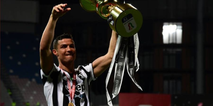 Cristiano Ronaldo Si Manusia Pertama Penakluk 3 Piala Domestik