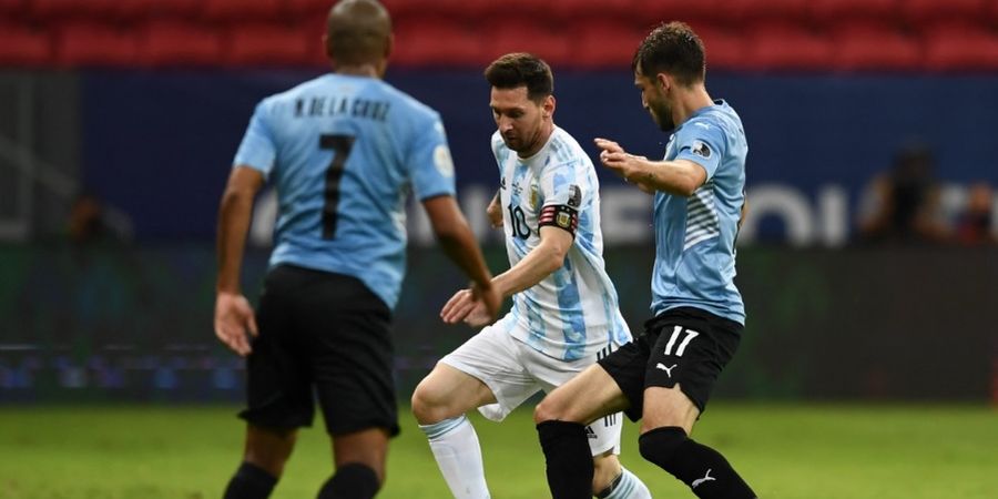 Lionel Messi Jadi Pelayan, Argentina Ungguli Uruguay pada Paruh Pertama