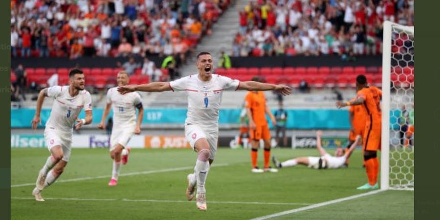 Hasil EURO 2020 - Matthijs de Ligt Nepuk Bola Pakai Tangan, Belanda Tewas di Tangan Rep Ceska