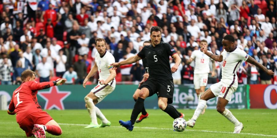 EURO 2020 - Jadi Tulang Punggung Inggris, Ferdinand Tuntut Lebih Banyak Rasa Hormat untuk Sterling