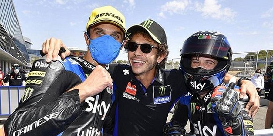 Bukan Valentino Rossi, Adiknya Sebut Orang Ini yang Paling Penting