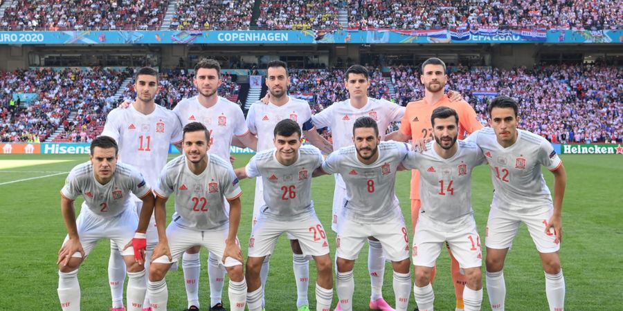 EURO 2020 - Hoki Jersey Putih, Spanyol dan Inggris Lolos ke Final
