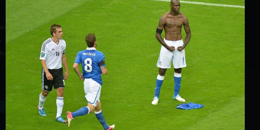 Kiprah Italia di Semifinal Piala Eropa - Menang Lempar Koin hingga Balotelli Pamer Roti Sobek