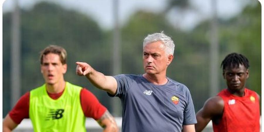 Jose Mourinho Mulai Bersih-bersih, 8 Pemain Roma Siap-siap Angkat Kaki