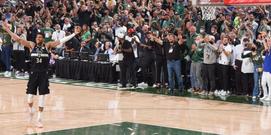 Hasil Final NBA 2021 - 50 Poin Antetokounmpo Pastikan Gelar Pertama Bucks dalam 50 Tahun