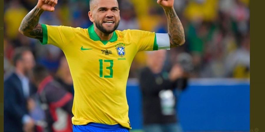 Olimpiade Tokyo 2020 - Dani Alves Si Raja Gelar Dunia Incar Trofi Ke-44, Lionel Messi Makin Jauh