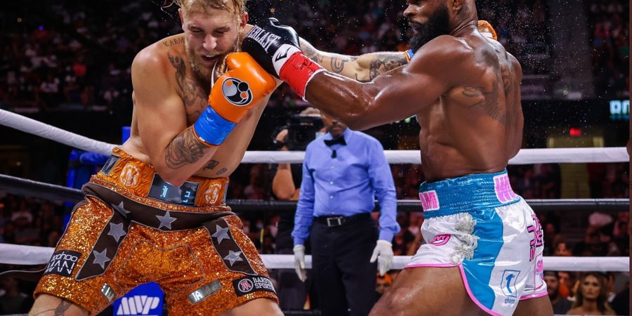 Hasil Tinju Dunia - MMA Kalah Lagi, tetapi Jake Paul Nyaris Di-KO Tyron Woodley