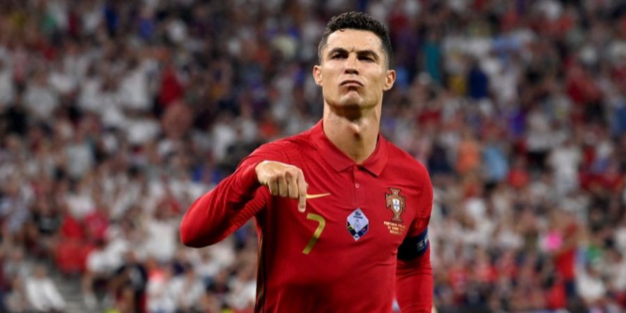 Angkut Rekor Manusia Tertajam, Ronaldo Malah Haram Bela Portugal Lawan Azerbaijan