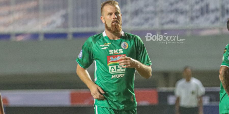 Bek PSS Persembahkan Gol ke Gawang Arema FC untuk Istri yang tengah Hamil di Serbia