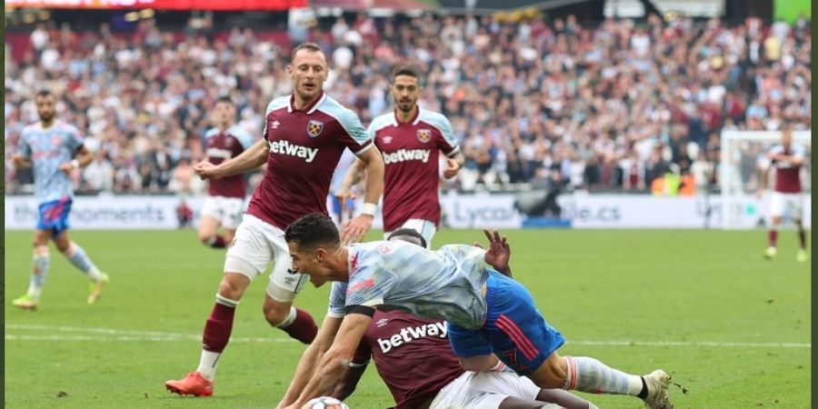 Komite Wasit Liga Inggris Sepakat Ronaldo Seharusnya Diberi Satu Penalti Lawan West Ham