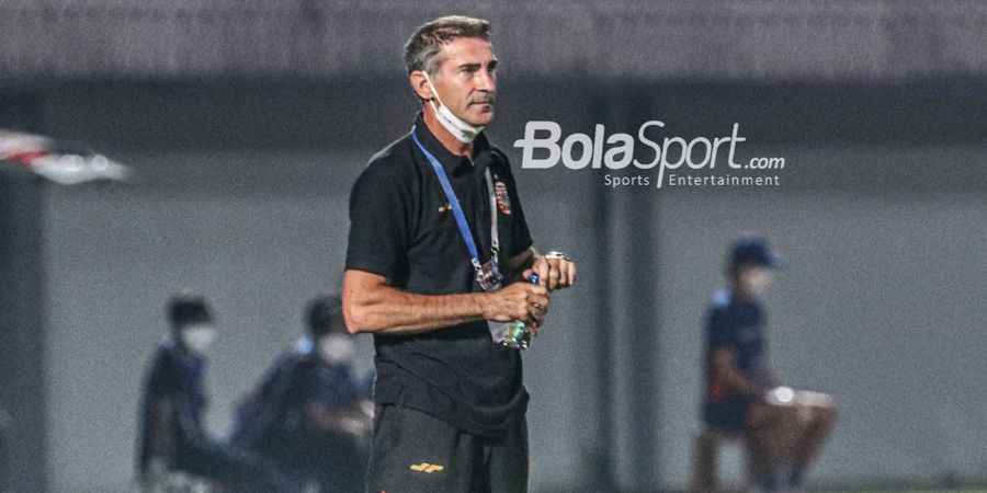 Komentar Pelatih Persija Saat Ditanya Ketimpangan dengan Skuat Persib