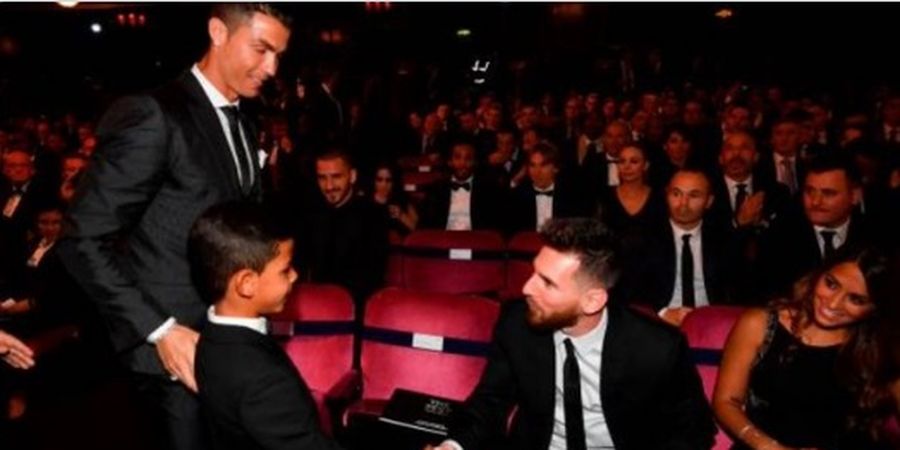 Bertemu Lionel Messi, Anak Cristiano Ronaldo Sempat Tak Percaya Postur Pendek La Pulga