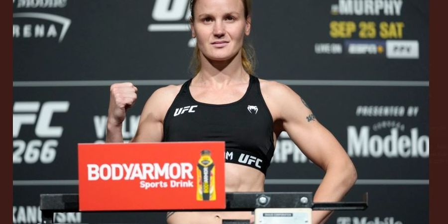 Reaksi Berkelas Ratu Kelas Terbang UFC Tanggapi Ocehan Khabib soal Ring Girls