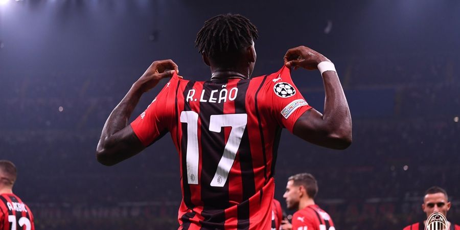 Gelandang Sang Presiden Kena Kartu Merah, AC Milan Unggul Berkat Gol Deputi Ibrahimovic di Babak I