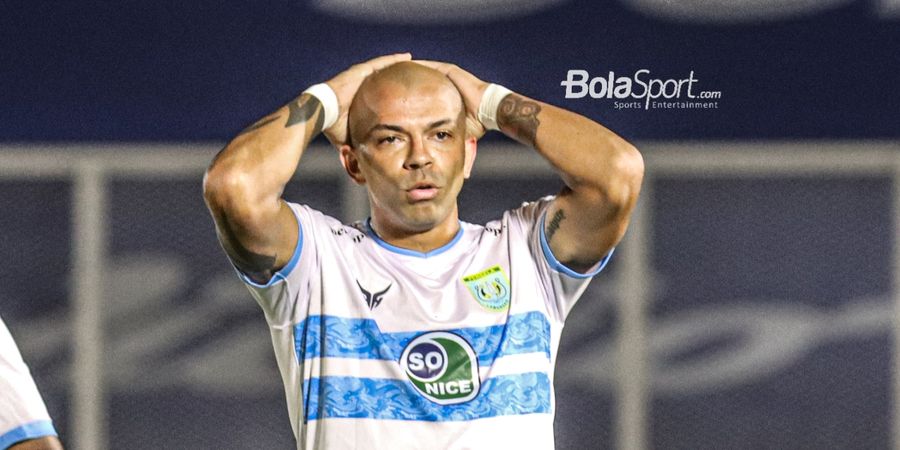 Teka-teki Terjawab, Ivan Carlos Resmi Berpisah dengan Persela Lamongan