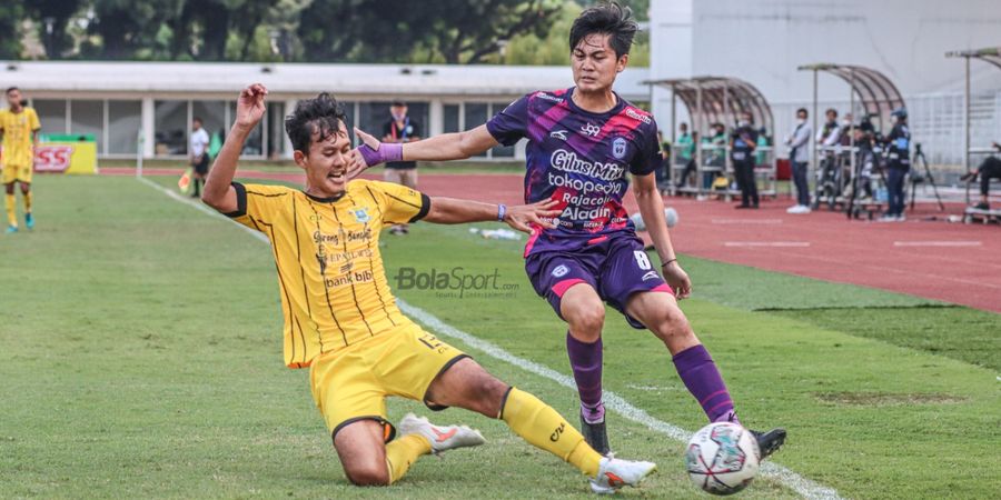 FOTO: Perjuangan Keras RANS Cilegon FC dalam Derbi Banten