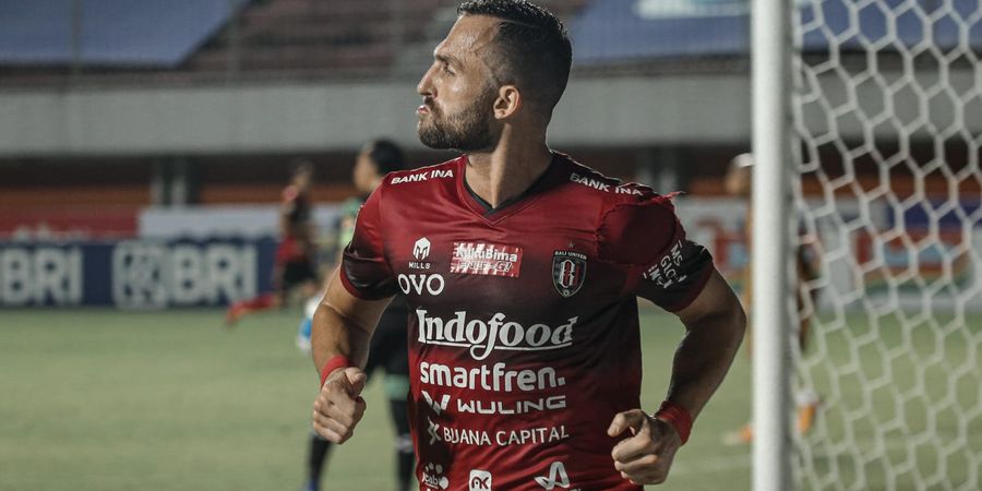 Gol Sundulan Ilija Spasojevic Bawa Bali United Ungguli Madura United pada Babak Pertama