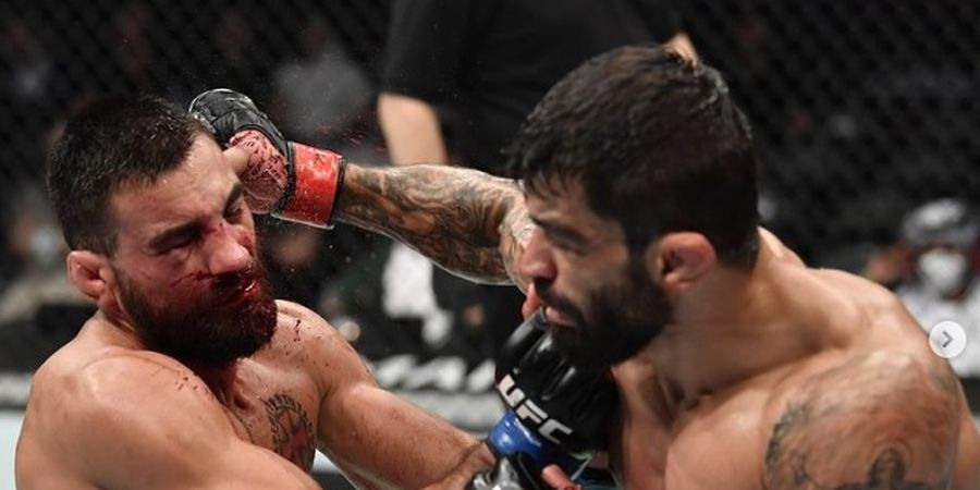 Wasit Kontroversial Disebut Telah Membahayakan Keselamatan Petarung di UFC 267