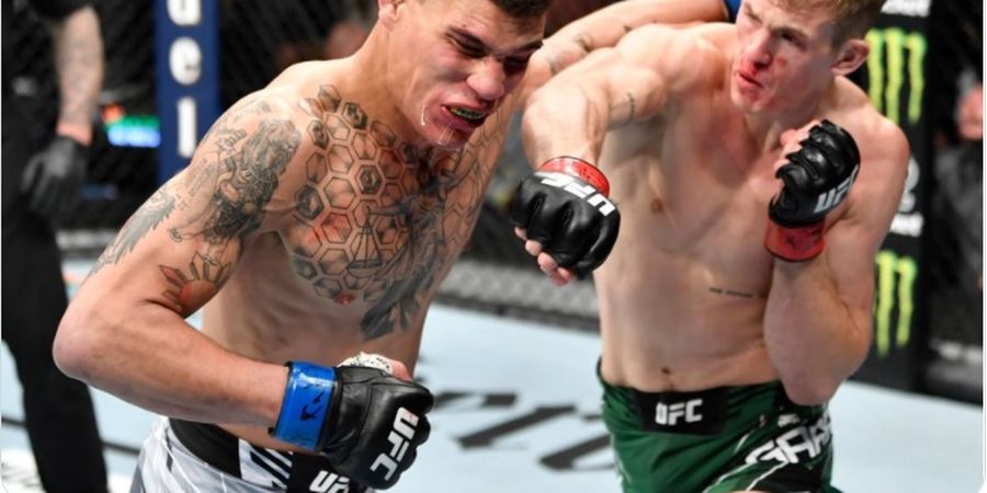 Hasil UFC 268 - Penerus Conor McGregor Pamer Pukulan KO 1 Ronde
