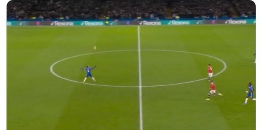 Chelsea vs Man United - Alibi Blunder Jorginho, Silau Kena Lampu Stadion atau Terlalu Sombong