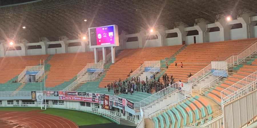 Lawan RANS Cilegon FC, Suporter Persis Solo Bergemuruh di Stadion