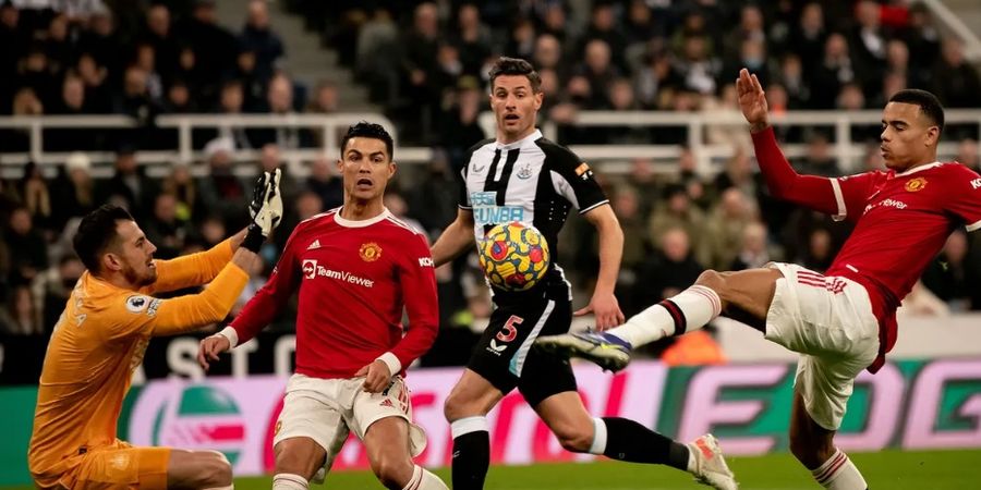 Gary Neville Kecam Sikap Ronaldo Saat Laga Man United Vs Newcastle Berakhir