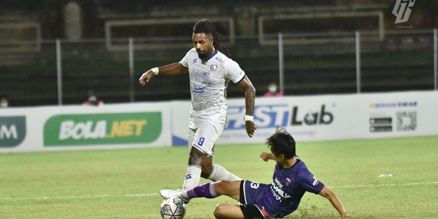 Hasil Liga 1 - Dari Sundulan hingga Tendangan, Dua Gol Carlos Fortes Bawa Arema FC Hempaskan Persita Tangerang