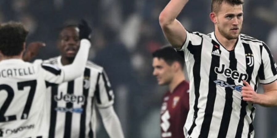 Gol Sundulan Matthijs de Ligt Bawa Juventus Ungguli Torino di Babak Pertama